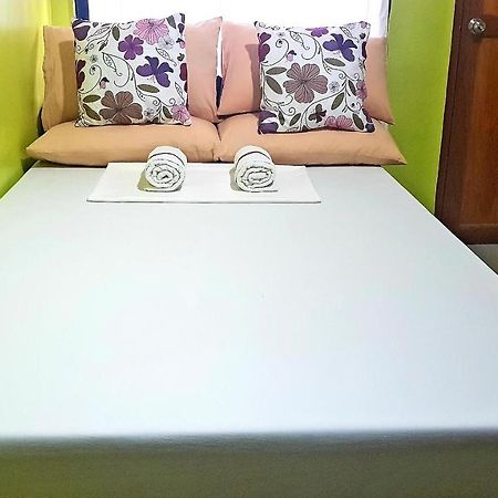 Amelia Homestay Puerto Princesa Εξωτερικό φωτογραφία